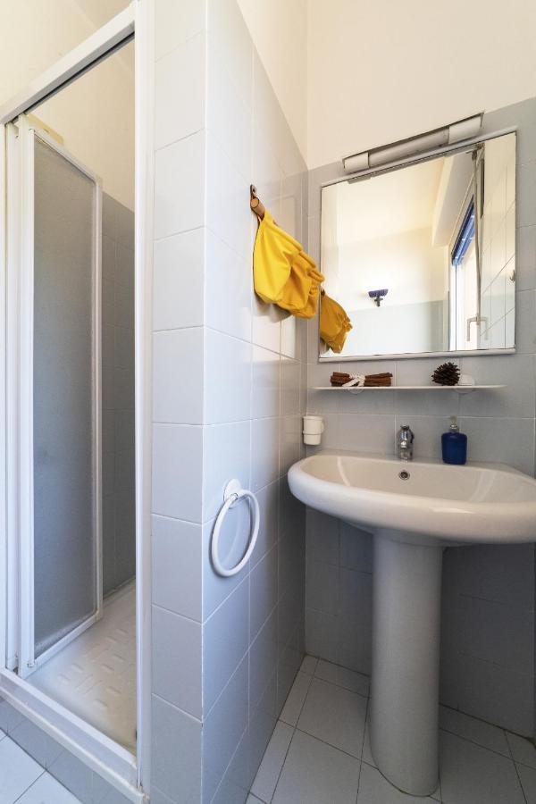 2-Bedroom Lakeview Apartment Bella Gaeta San Siro  Exteriör bild